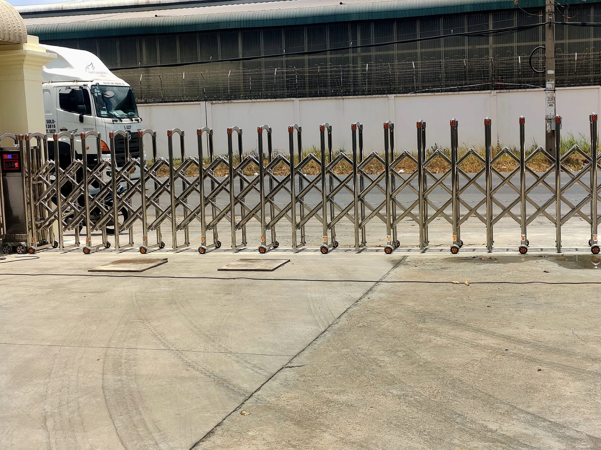 Cổng Xếp Biên Hòa. Cửa Cổng Xếp INOX-Nhôm Nhập Khẩu TP.Biên Hòa. Tỉnh Đồng Nai.Tại Thành Phố BH-ĐN