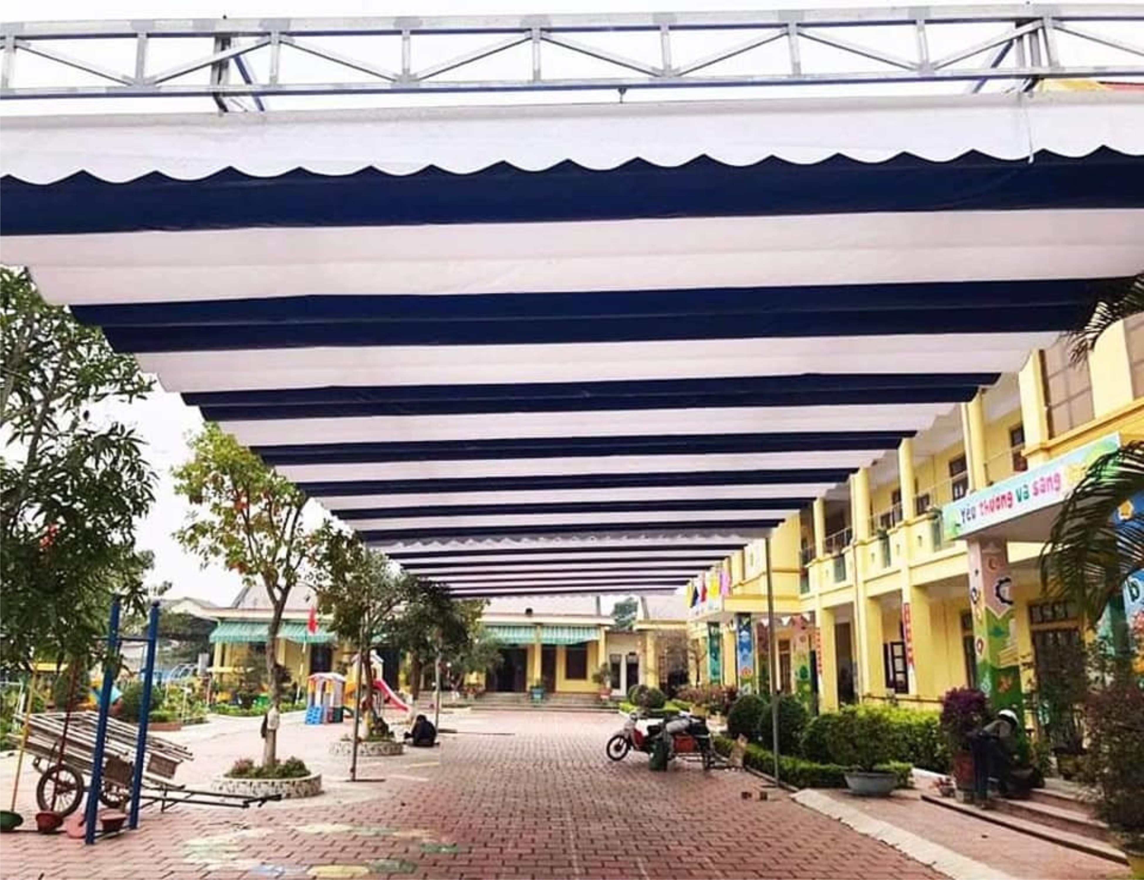 Bộ sưu tập các mẫu mái che xếp di động đẹp mắt và sang trọng